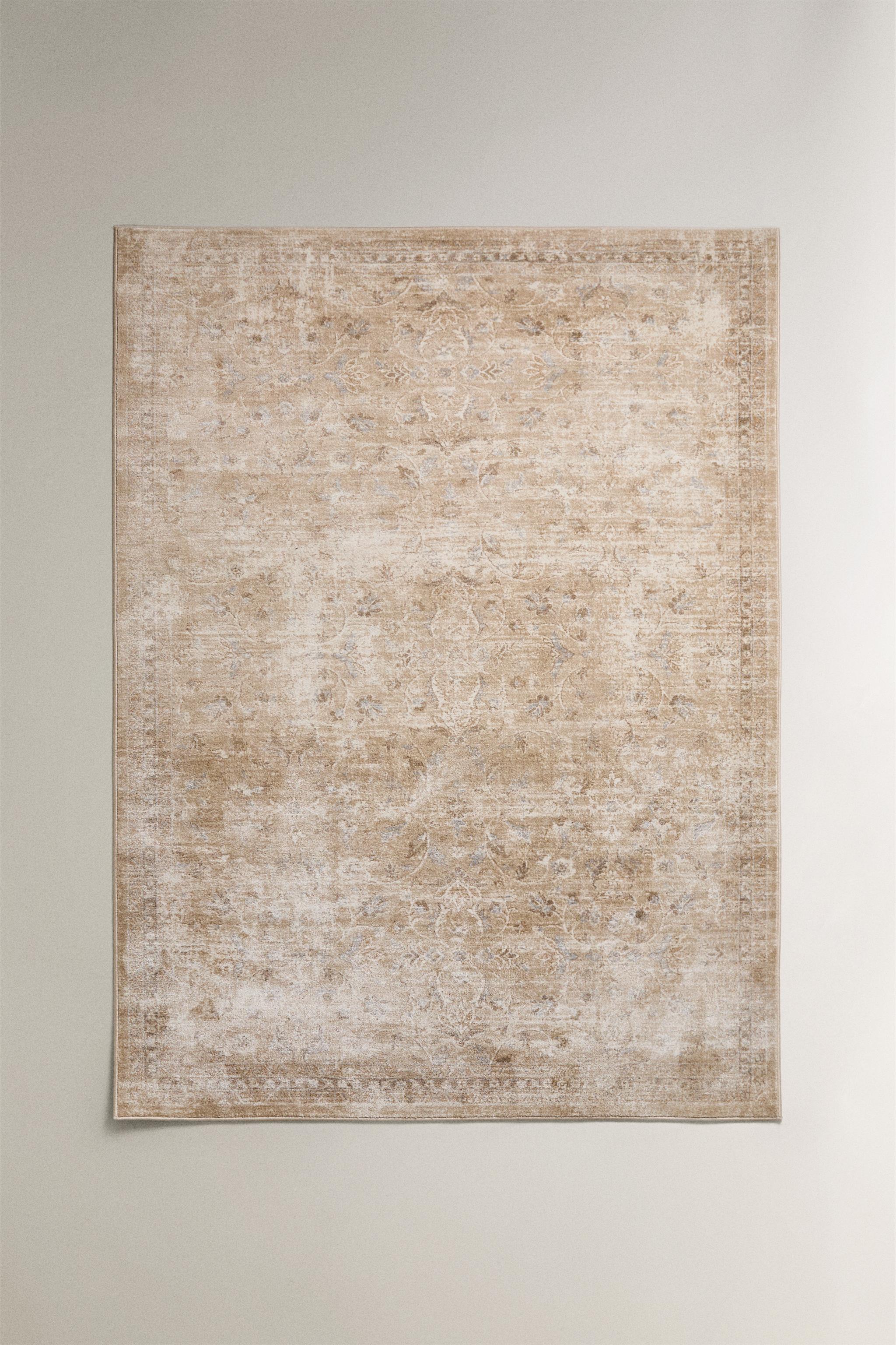 VINTAGE STYLE AREA RUG