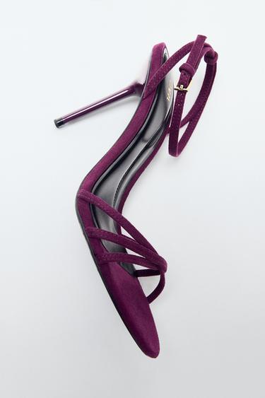 SANDÁLIA DE SALTO COM TIRAS CRUZADAS - Roxo da Zara