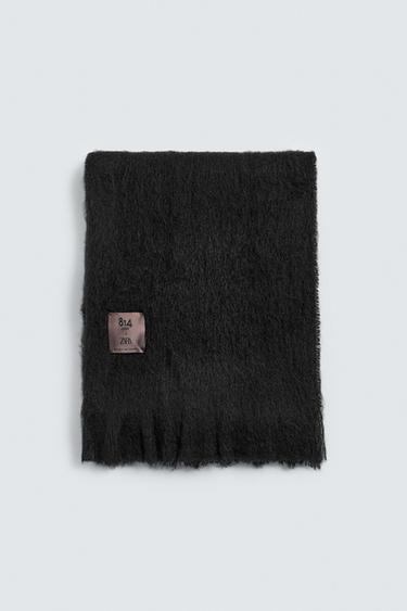 100% WOOL SCARF 814 EZCARAY X ZARA - Black by Zara