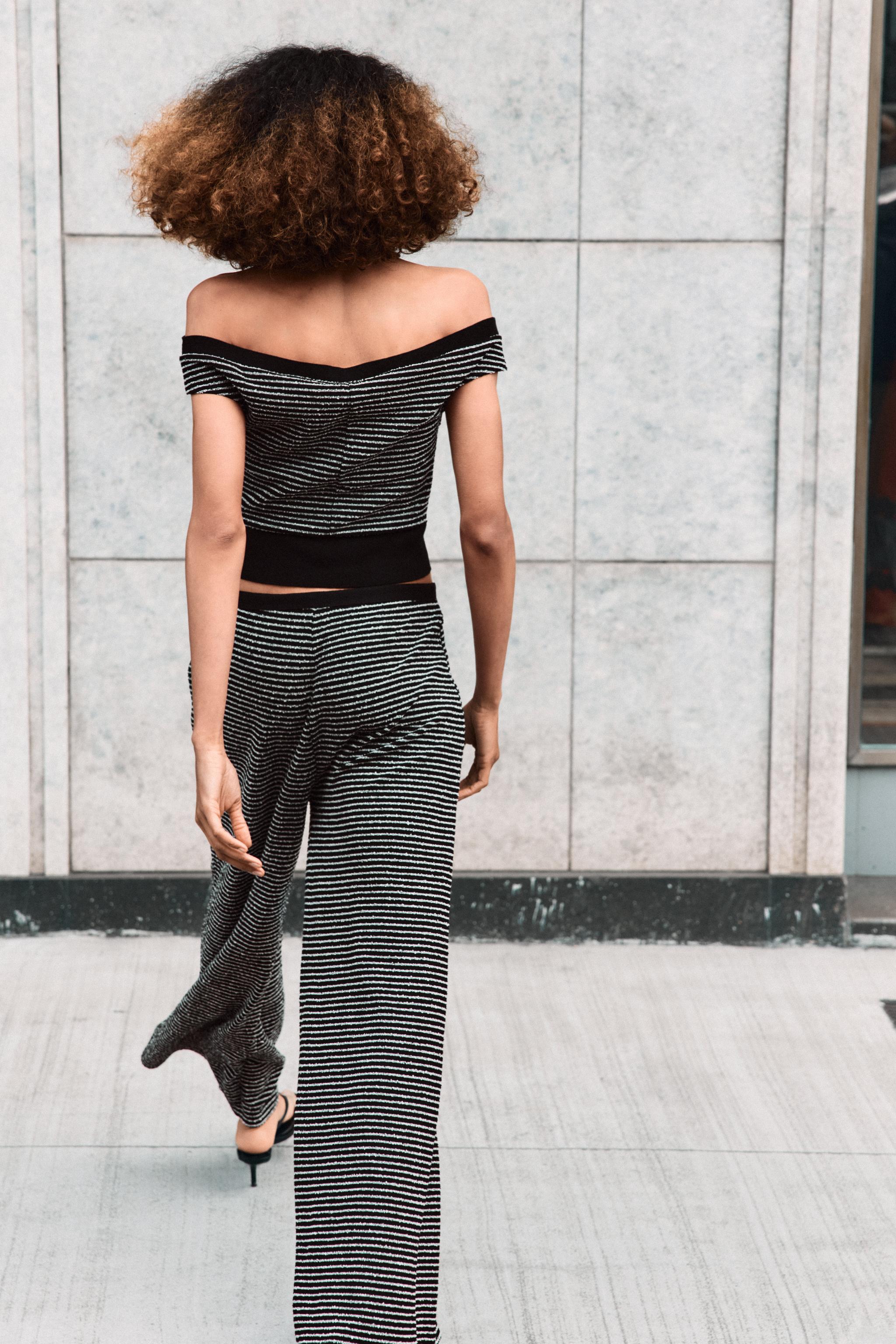 STRIPED BOUCLÉ TOP