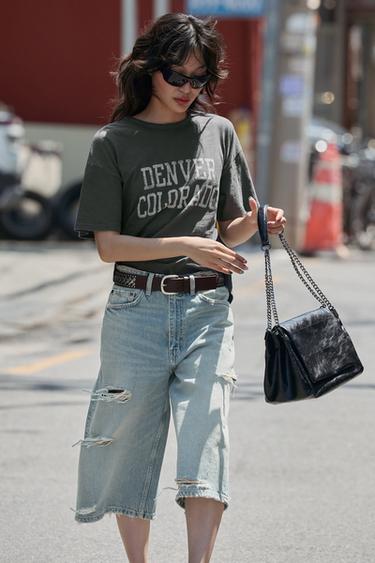 TRF MID-RISE RIPPED DENIM JORTS BERMUDA SHORTS - Light blue by Zara
