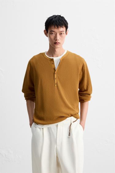 BUTTON-NECK KNIT T-SHIRT - Pumpkin by Zara