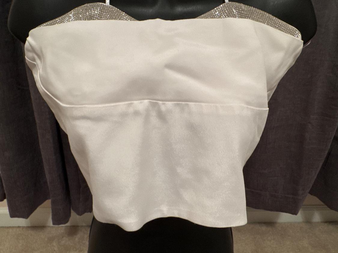 TOP CROP BRILLOS