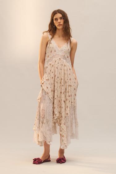 LIMITED EDITION PRINTED LACE DRESS - Printed by Zara