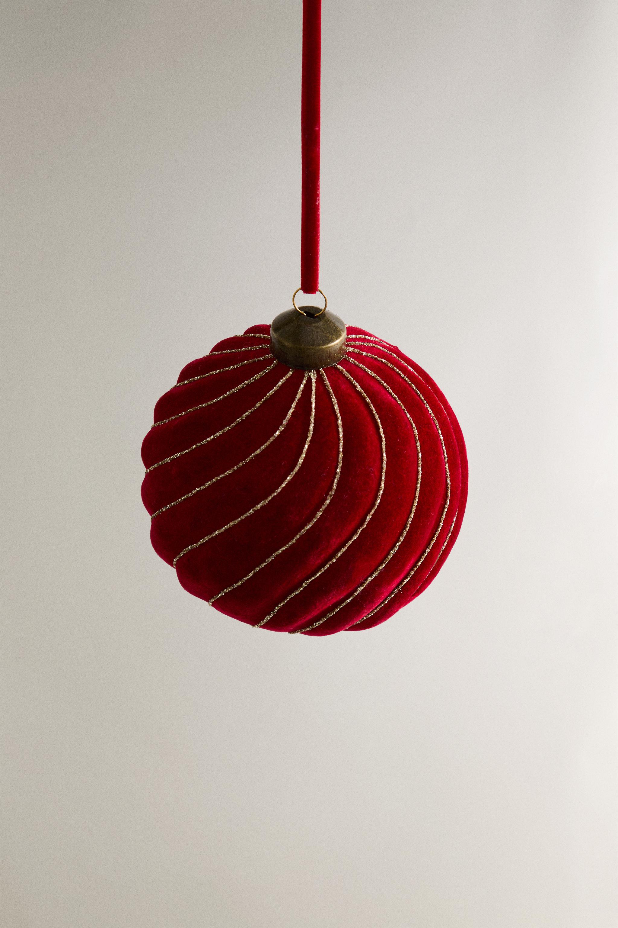 CHRISTMAS TREE SPIRAL BALL ORNAMENT