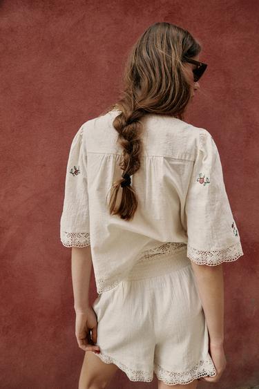 SHORT À FLEURS BRODÉES - Écru de Zara - Image 5