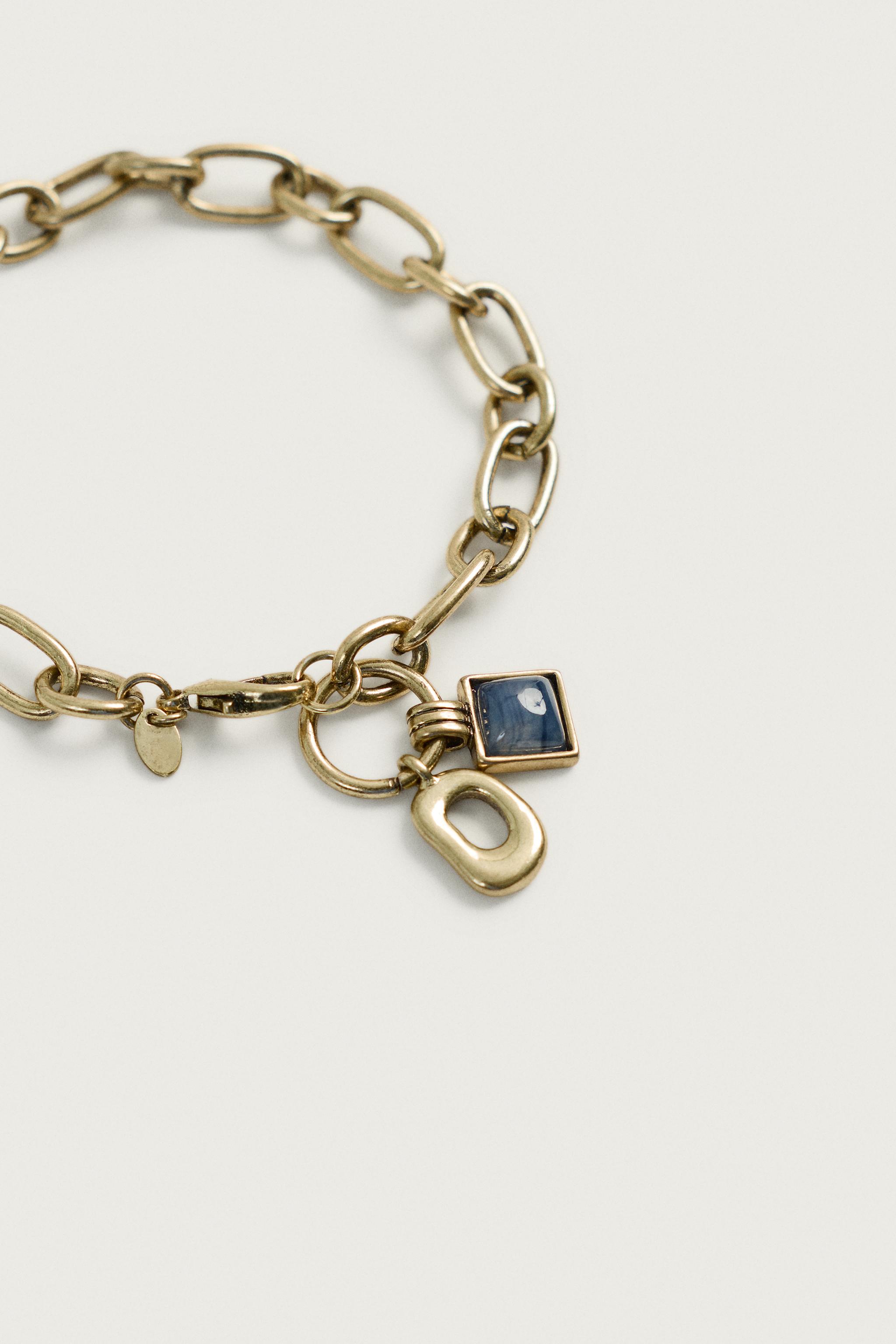 METALLIC CHARM BRACELET