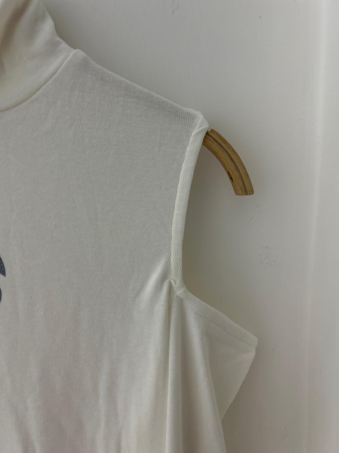 TURTLENECK CUT-OUT T-SHIRT - Image 3