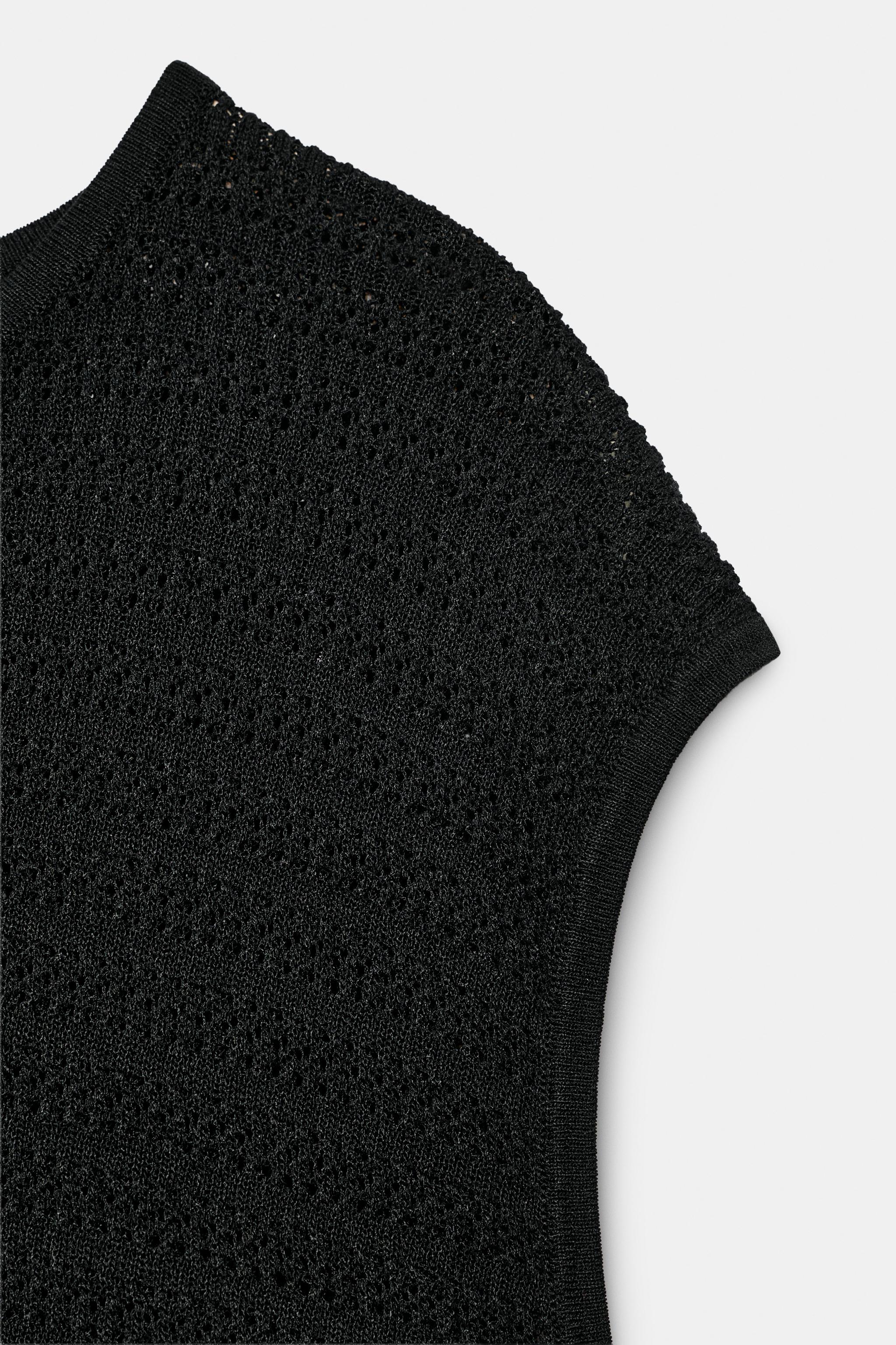 ASYMMETRIC KNIT TOP