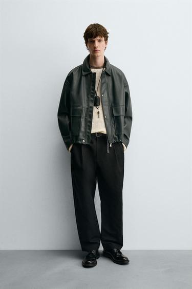 BLOUSON EN MATIÈRE SYNTHÈTIQUE À POCHES - Vert foncé de Zara - Image 0