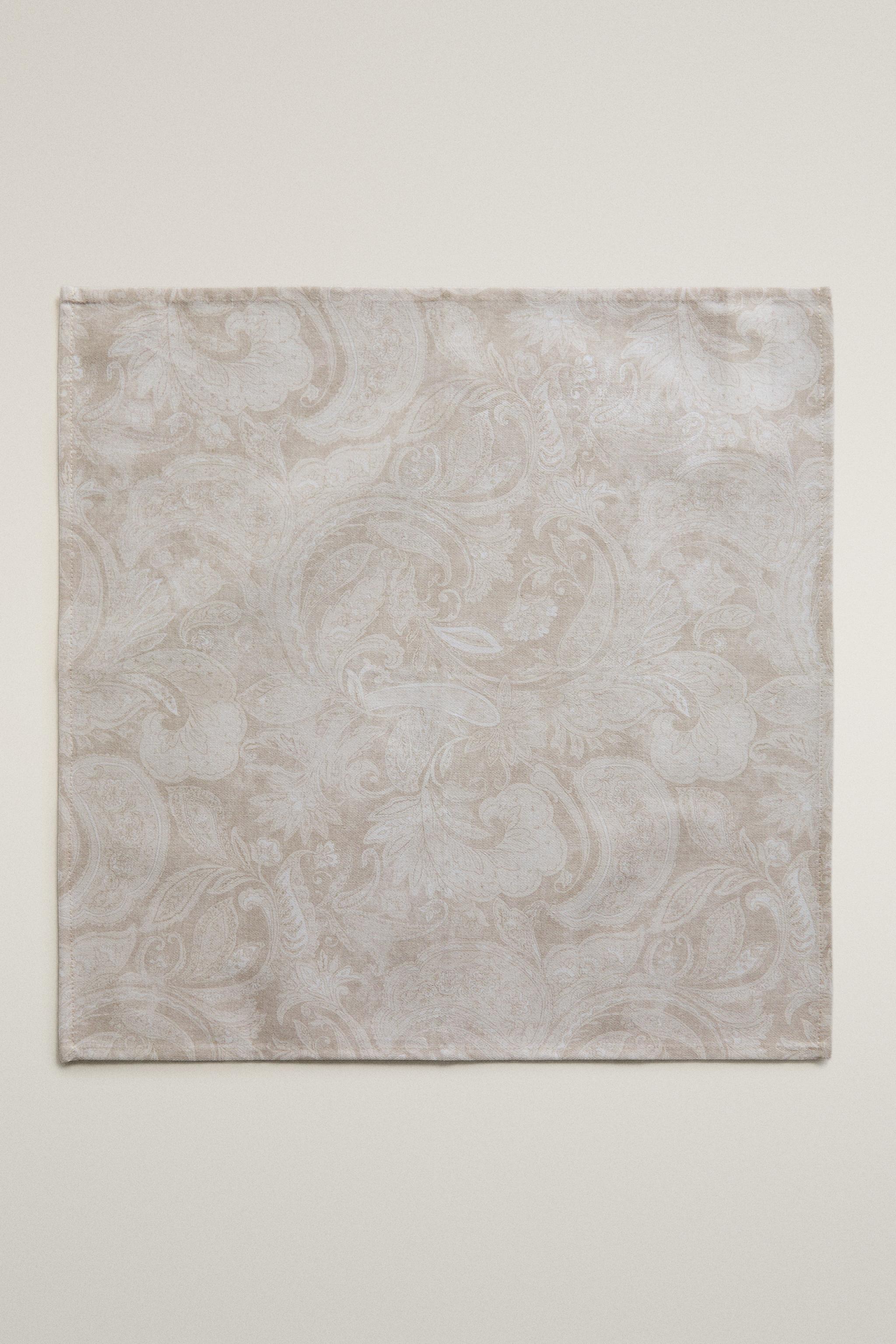 PACK OF PAISLEY PRINT NAPKINS (PACK OF 2)