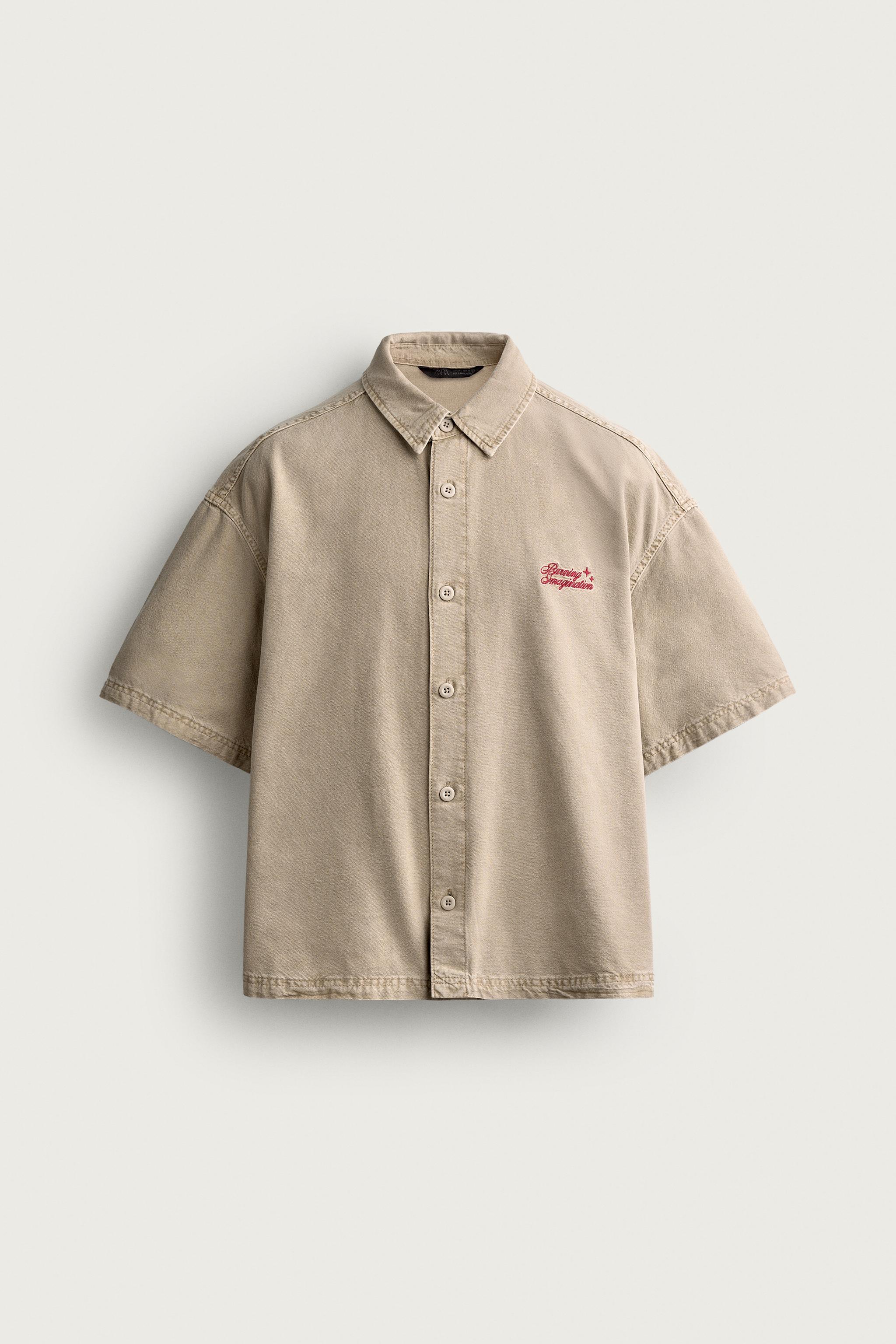 CONTRAST TEXT RELAXED FIT SHIRT — taupe brown