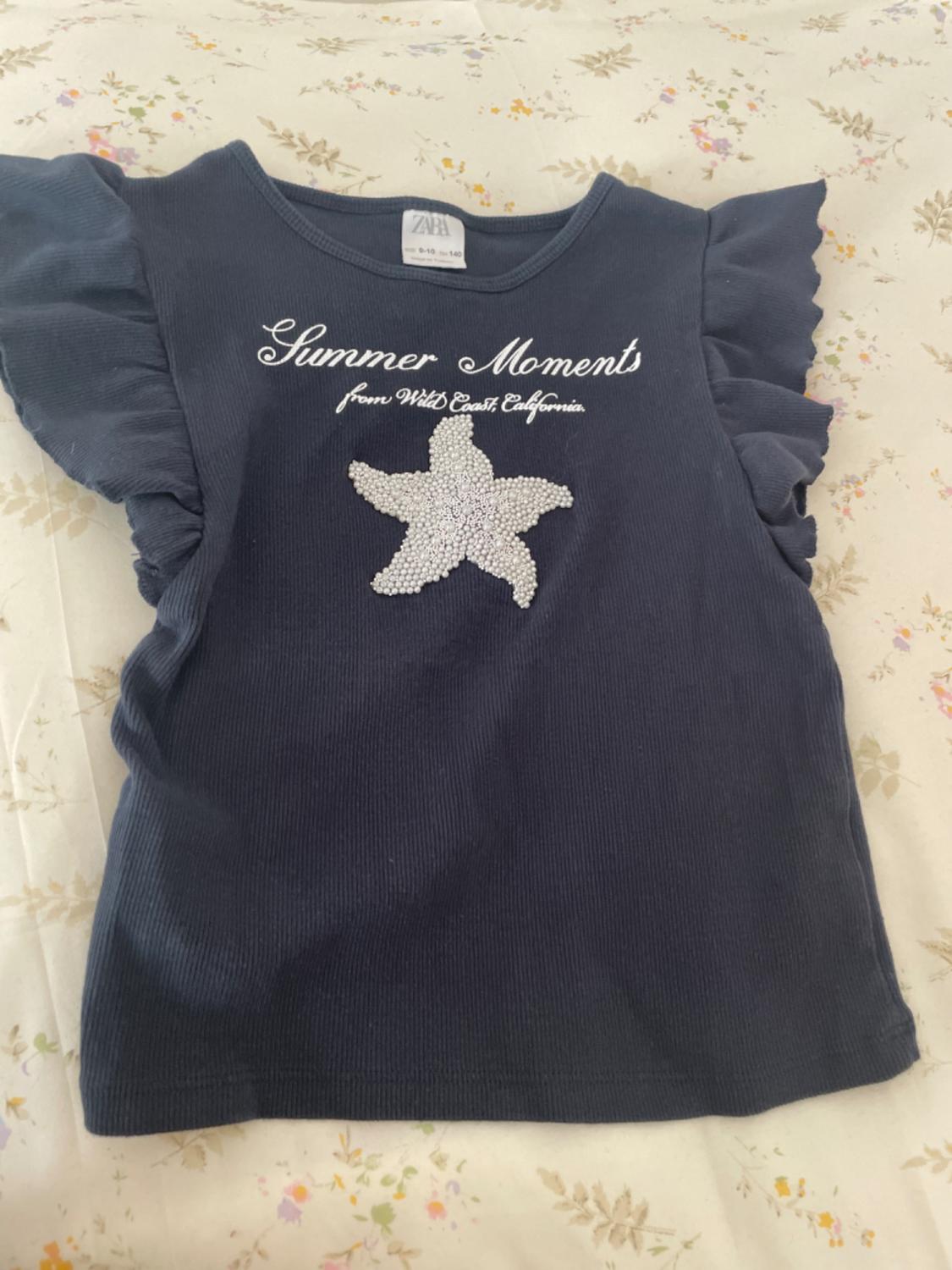 RIBBED T-SHIRT WITH APPLIQUÉS