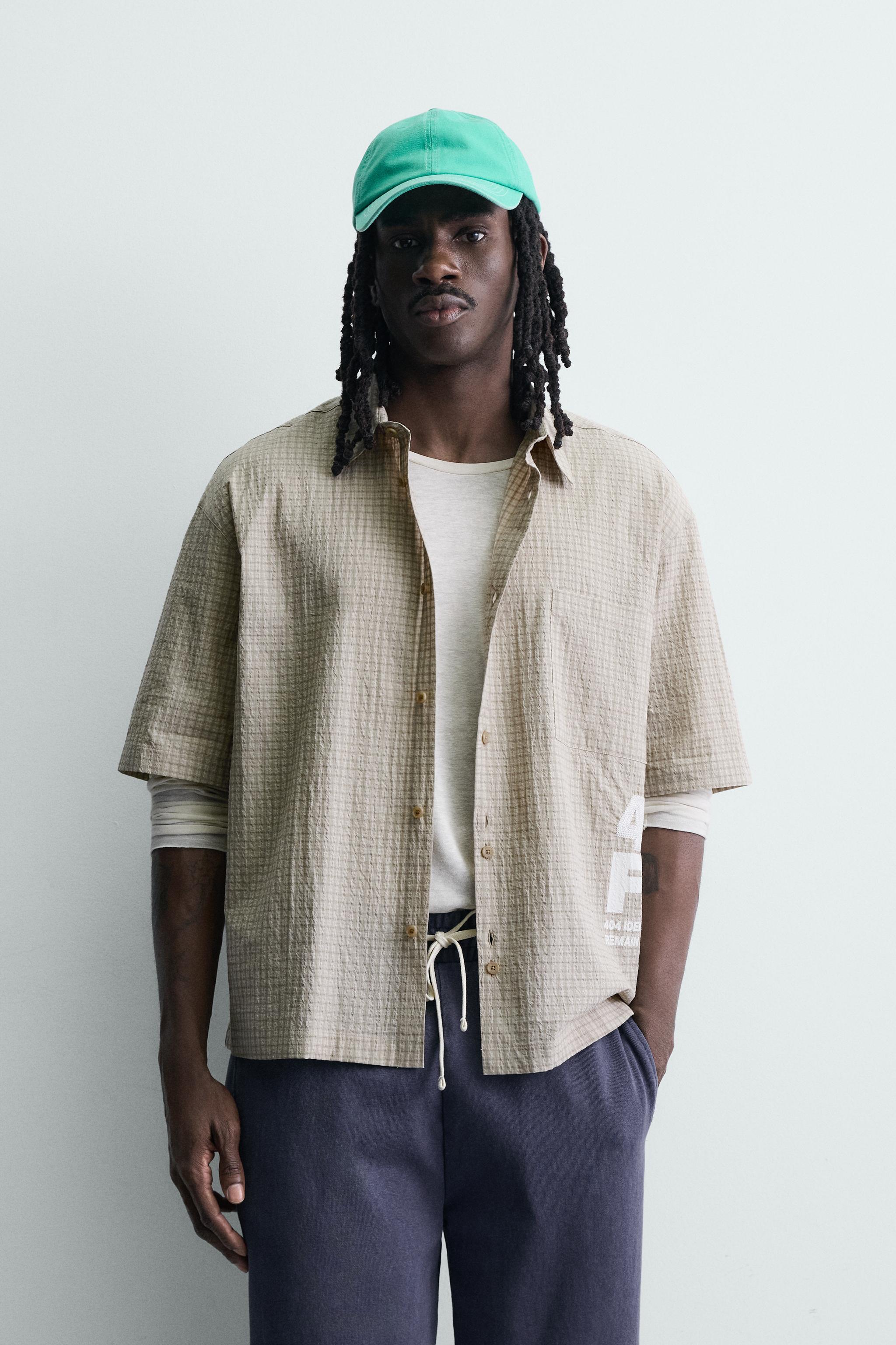 SLOGAN BASKILI KARELİ GÖMLEK