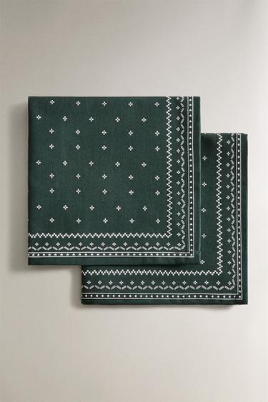 Zara SET OF GEOMETRIC COTTON CHRISTMAS NAPKINS (SET OF 2) - Green - Image 0