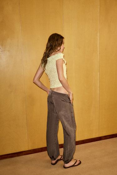 TOP ASYMÉTRIQUE À PAILLETTES - Jaune de Zara - Image 4