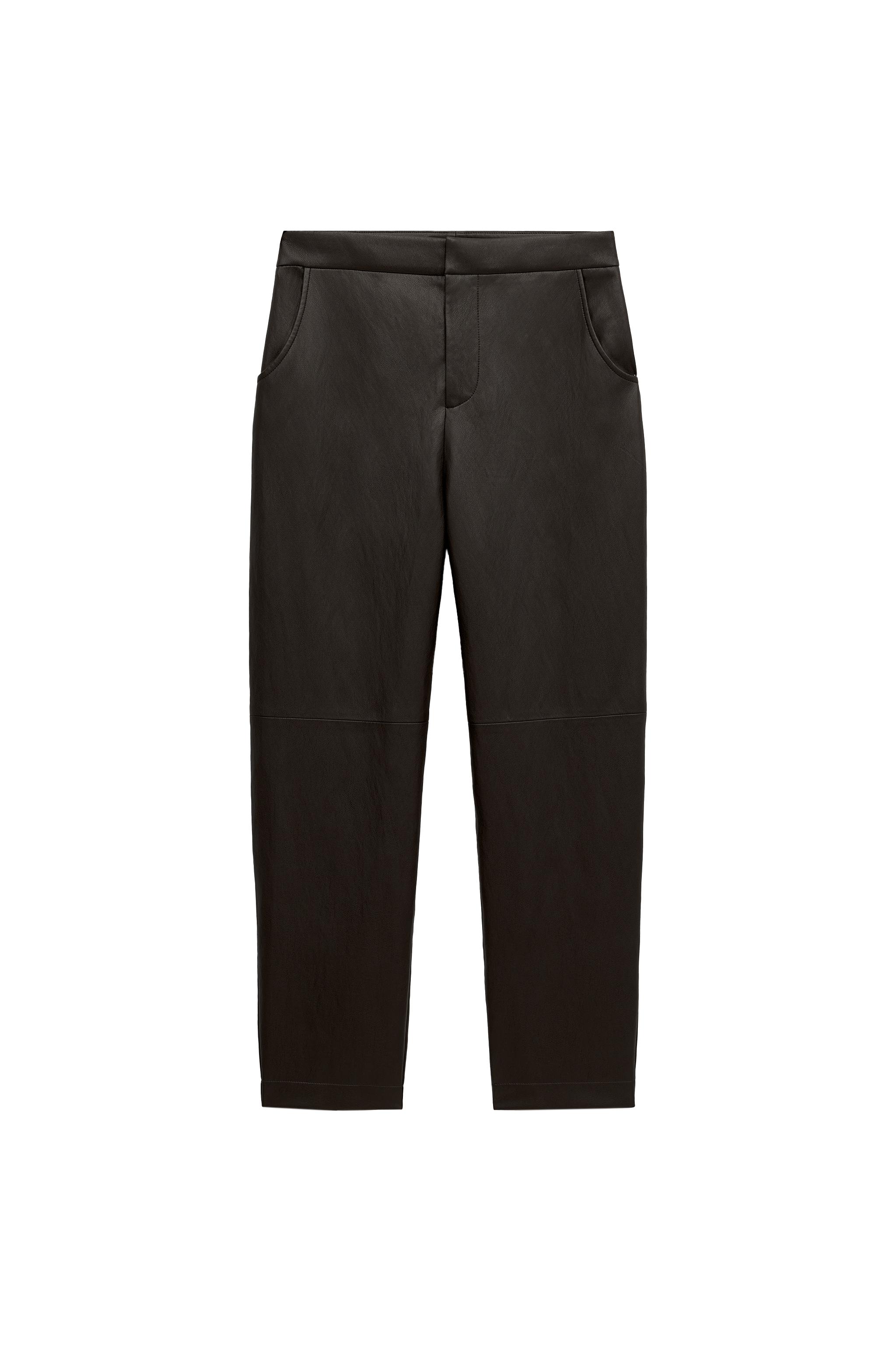 PANTALÓN ENTALLADO EFECTO PIEL