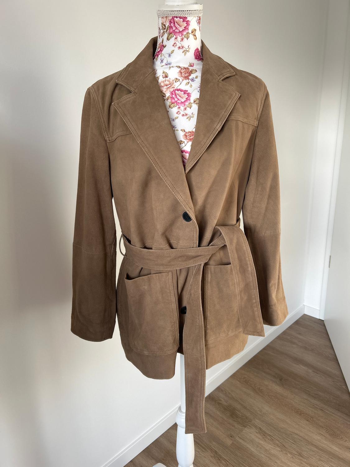 100% LEATHER JACKET WITH BELT