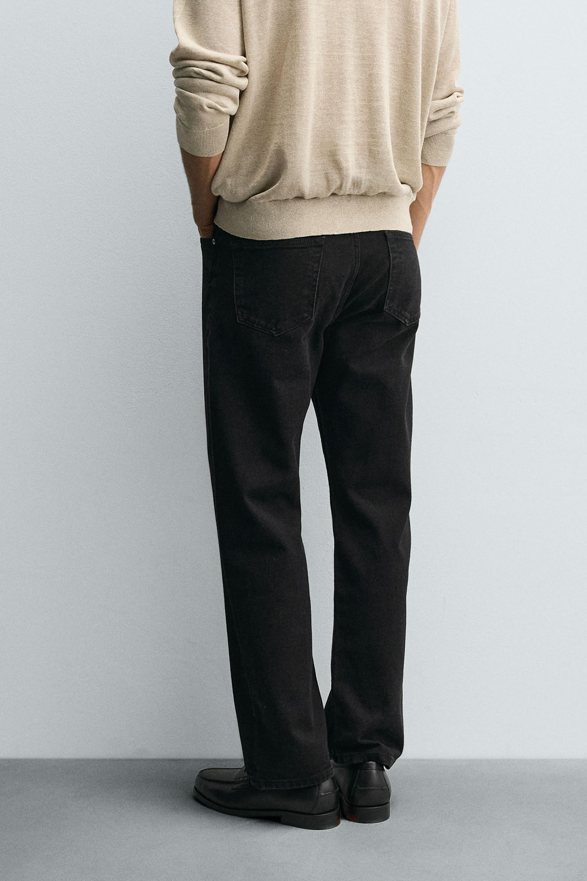 REGULAR FIT JEANS