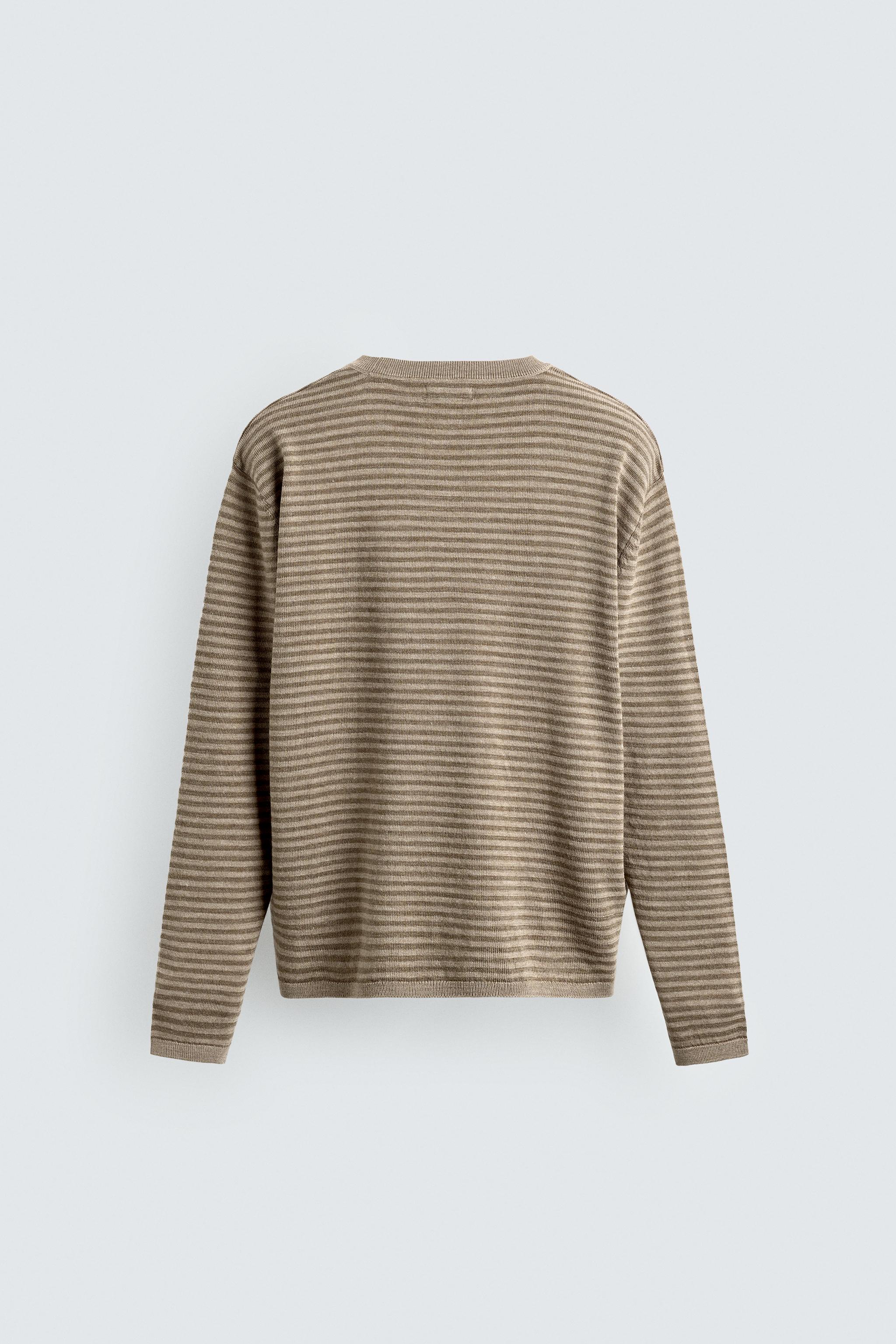 PULL EN JACQUARD À RAYURES
