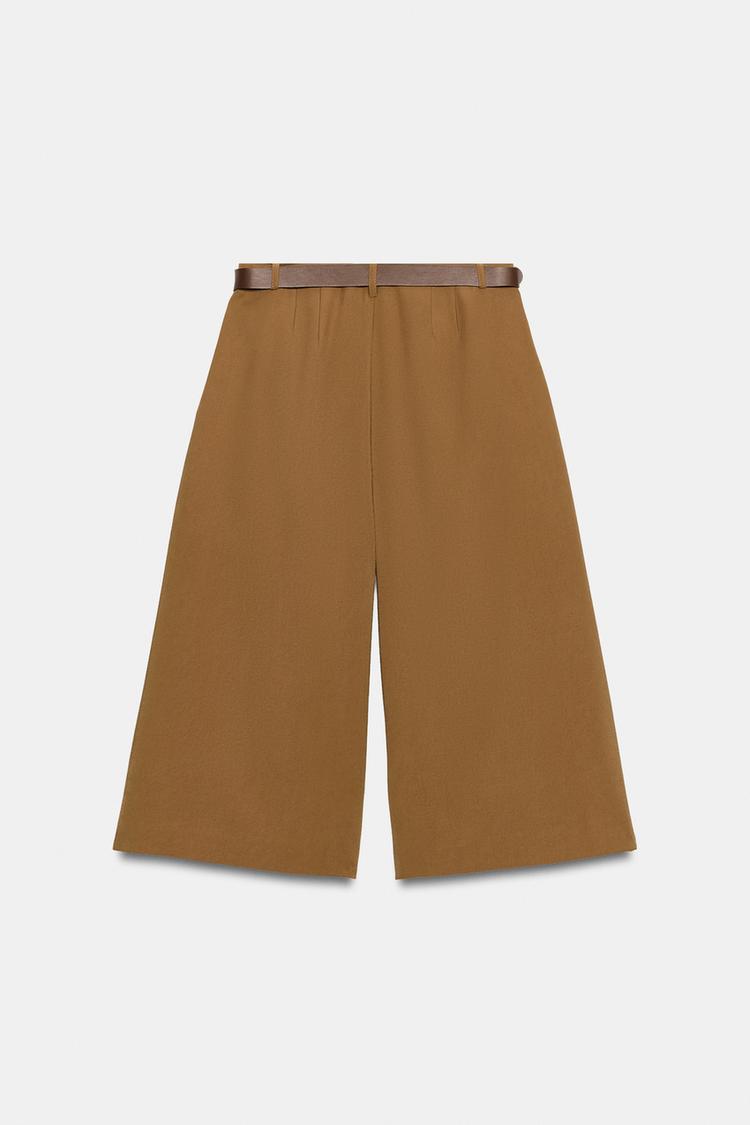 Pantalones cortos Bermuda largos con cinturón 7