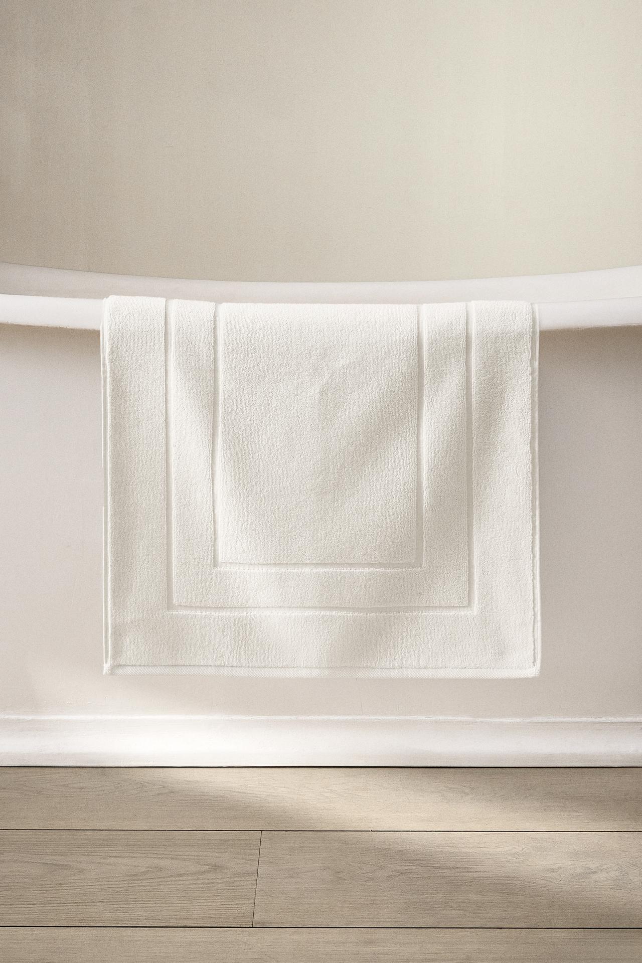 COTTON BATH MAT — Ivory