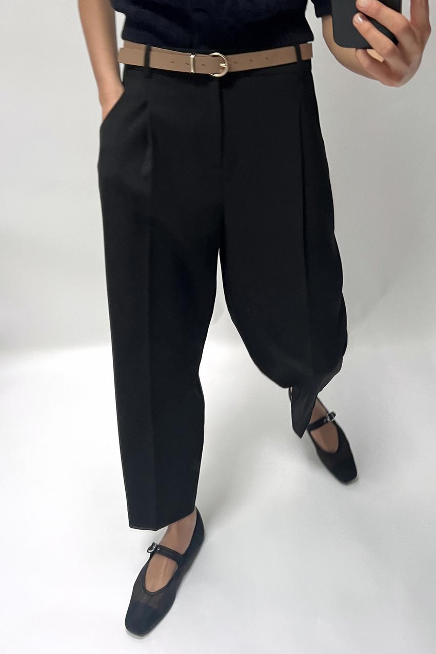 BELTED TAPERED PANTS - Black