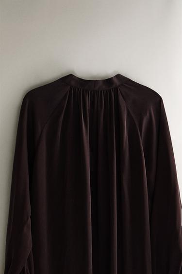 ROBE DE CHAMBRE SOIE - Marron foncé de Zara - Image 5