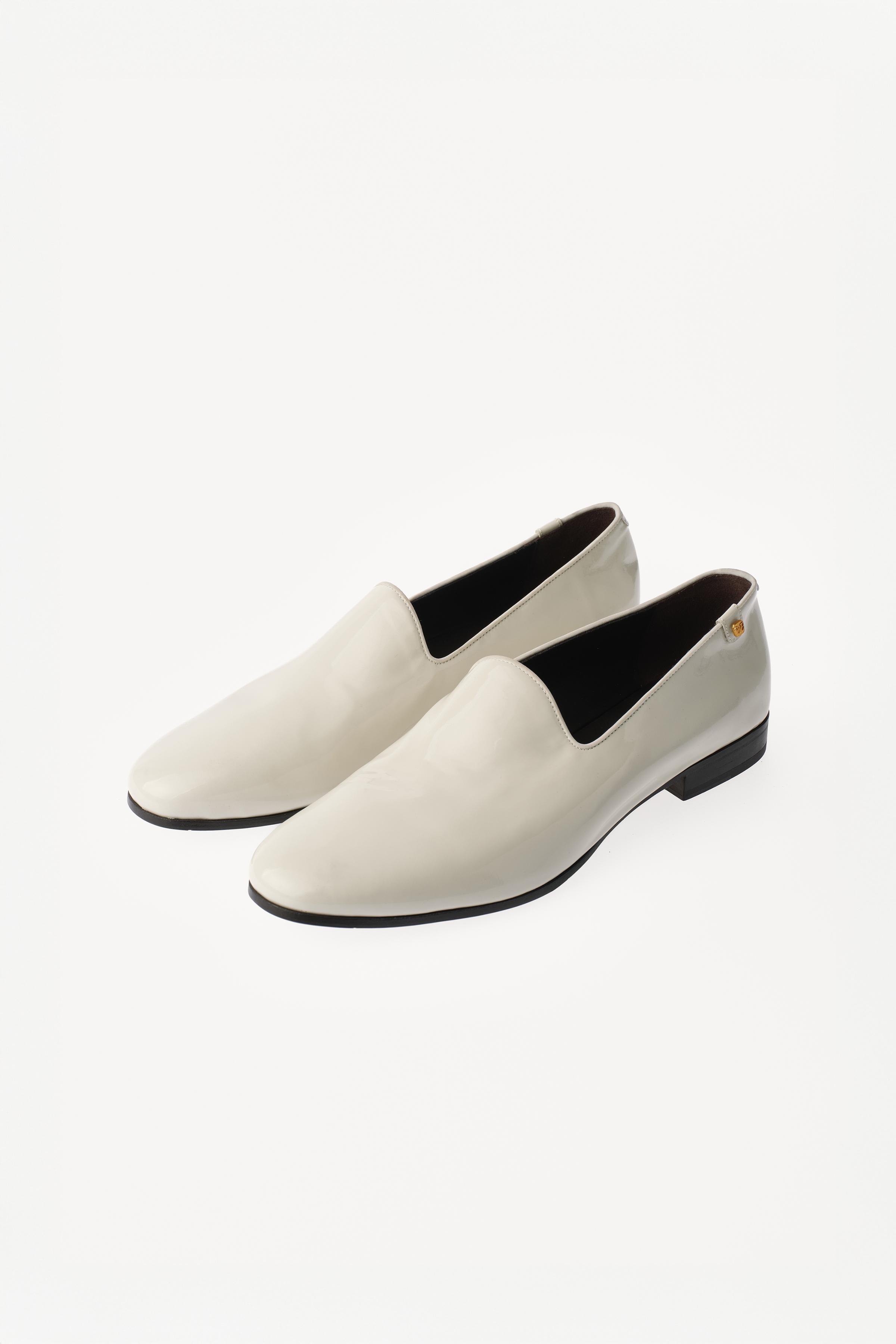 WILLY CHAVARRIA X ZARA PATENT LEATHER LOAFERS - Off White | ZARA