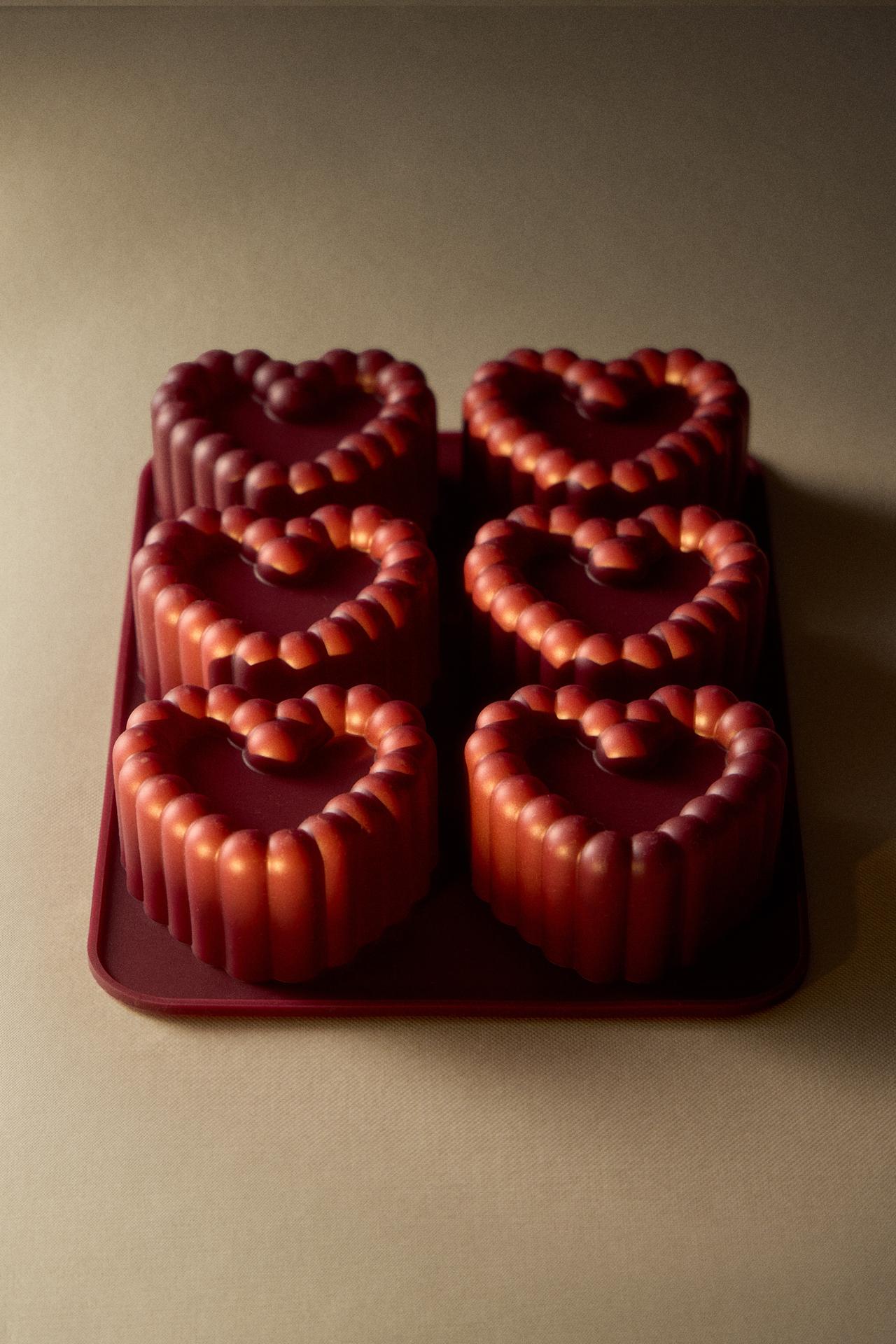 CHRISTMAS SILICONE HEART MOLD — Burgundy