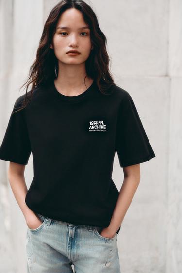 Zara 撞色文字 T 恤 - 黑色