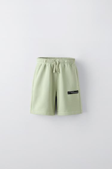 BASIC LABEL BERMUDA SHORTS - Light green by Zara