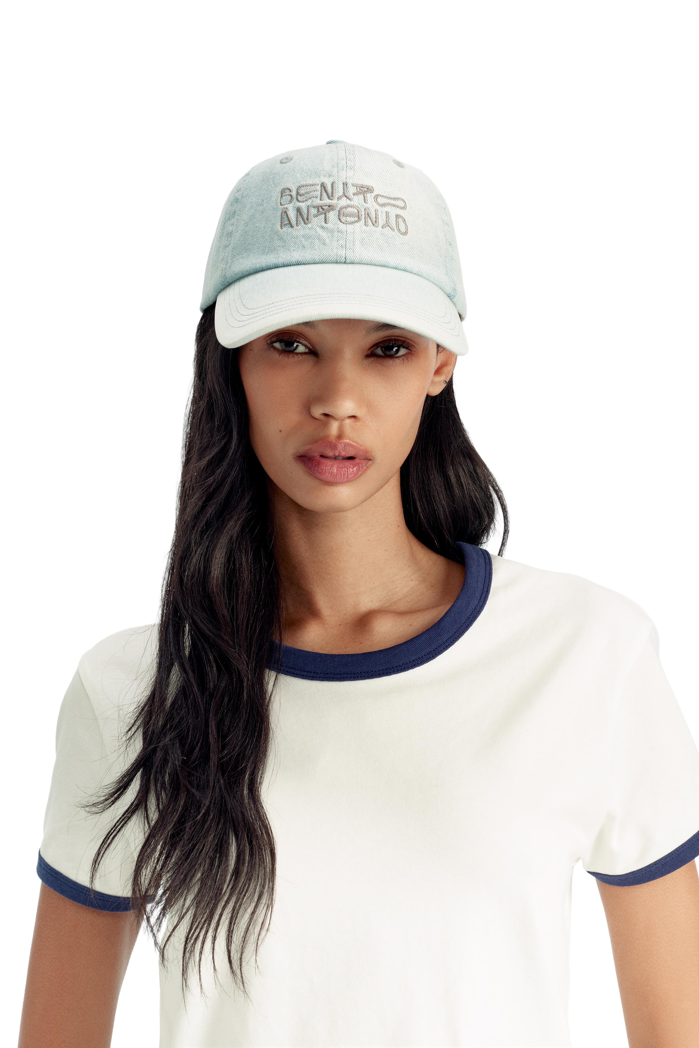 CONTRAST RIB SLIM CROPPED FIT T-SHIRT — Oyster-white