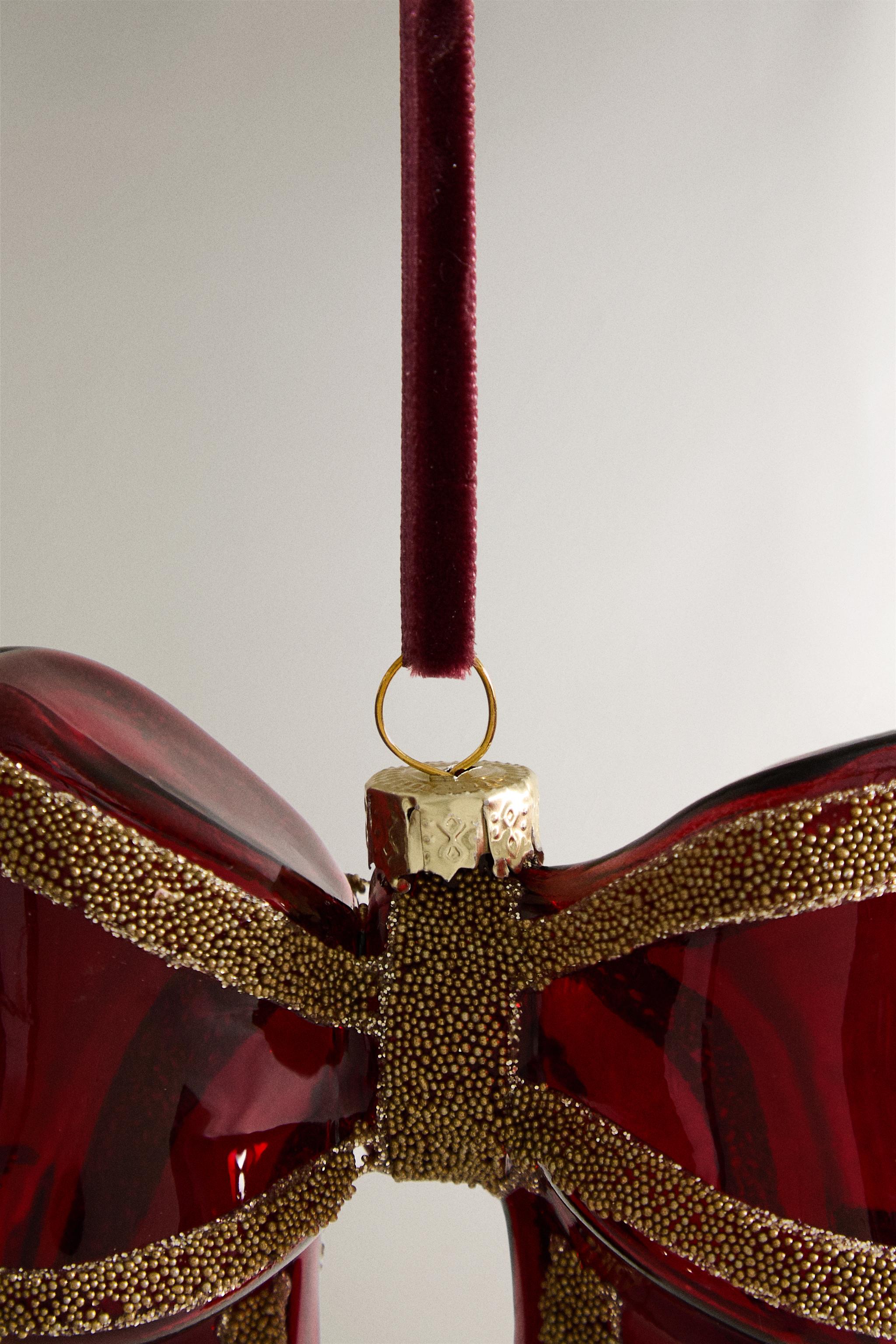 SHINY BOW CHRISTMAS TREE ORNAMENT
