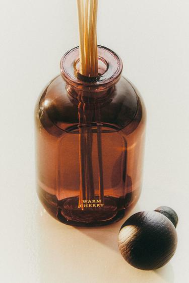 (185 ML) DIFFUSEUR À BÂTONNETS SPICY SANDALWOOD - Caramel de Zara - Image 4