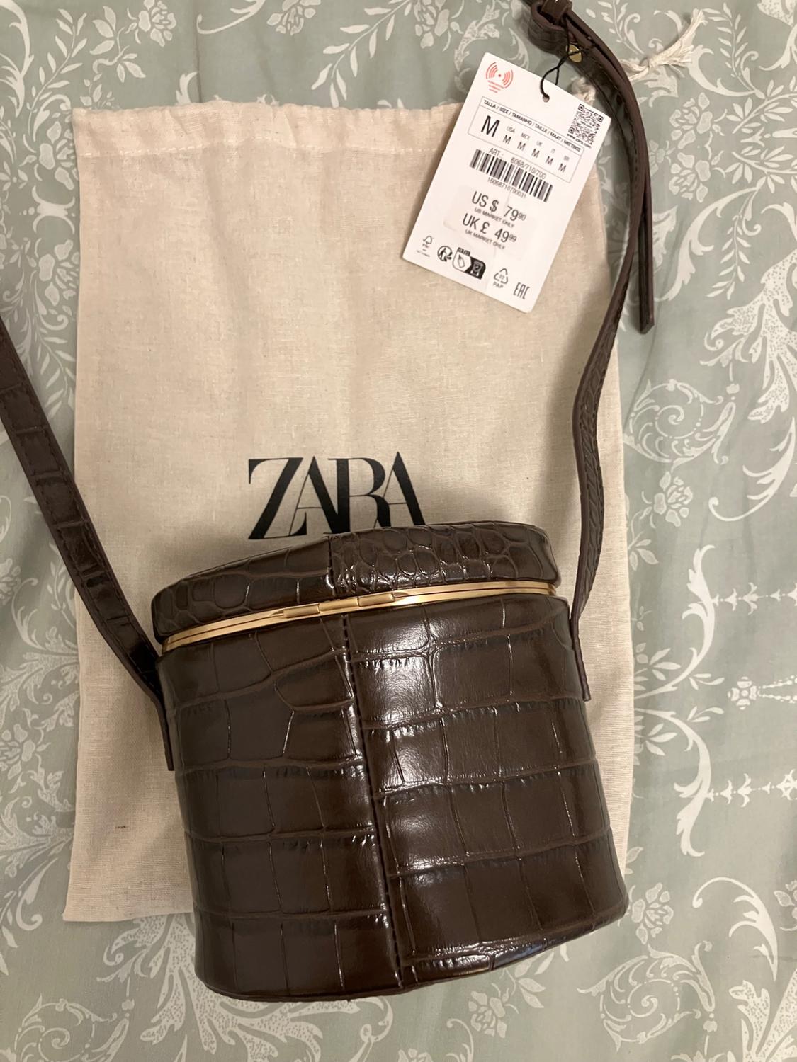 EMBOSSED RIGID BAG - Image 2