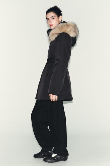 PUFFER JACKET WITH FAUX FUR HOOD, WATER AND WIND PROTECTION - Black by Zara
