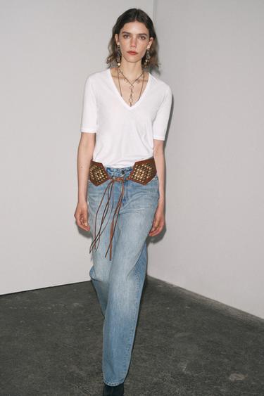 T-SHIRT MIT V-AUSSCHNITT - Weiß von Zara - Bild 0