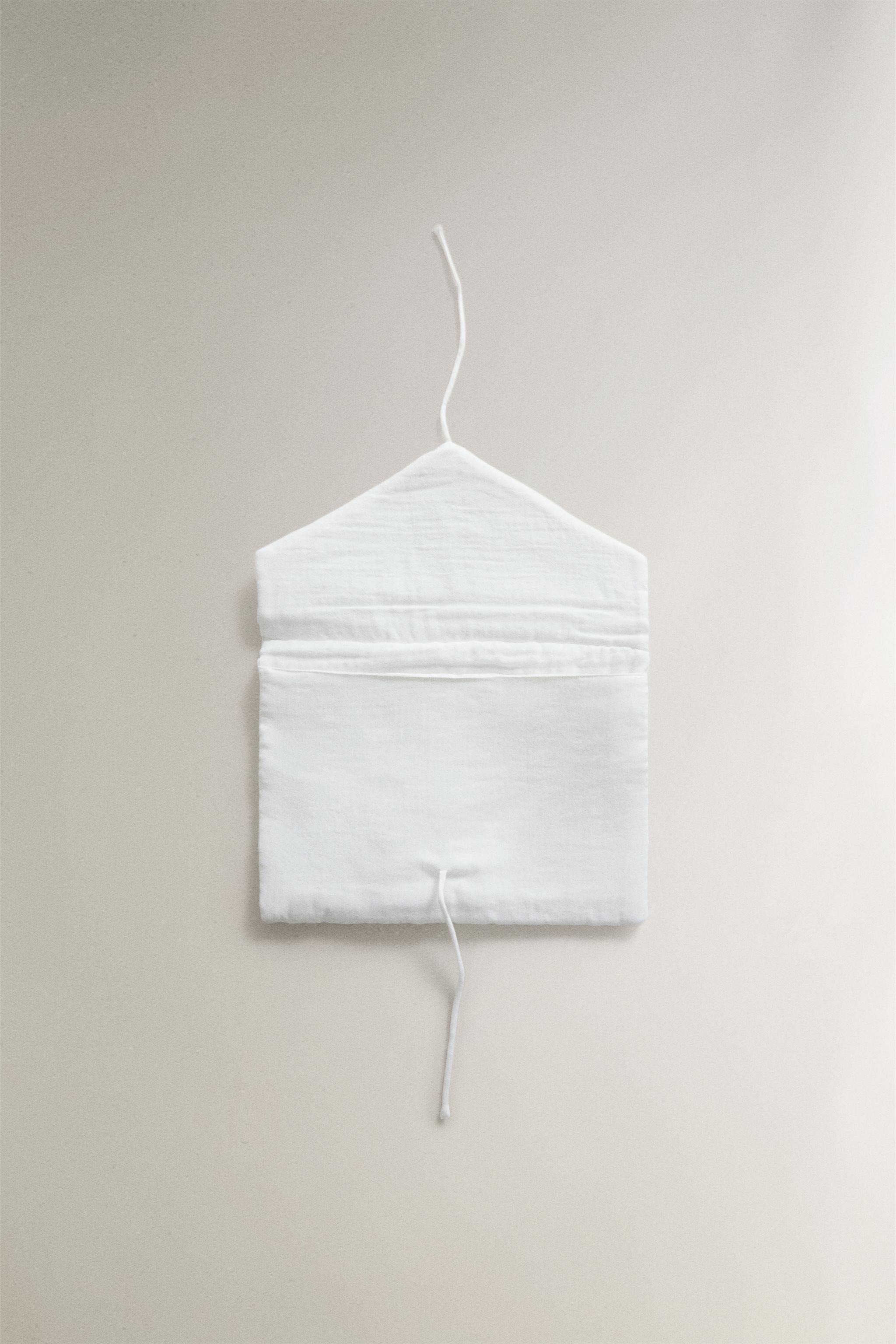 EMBROIDERED KIDS’ CLOTHING BAG