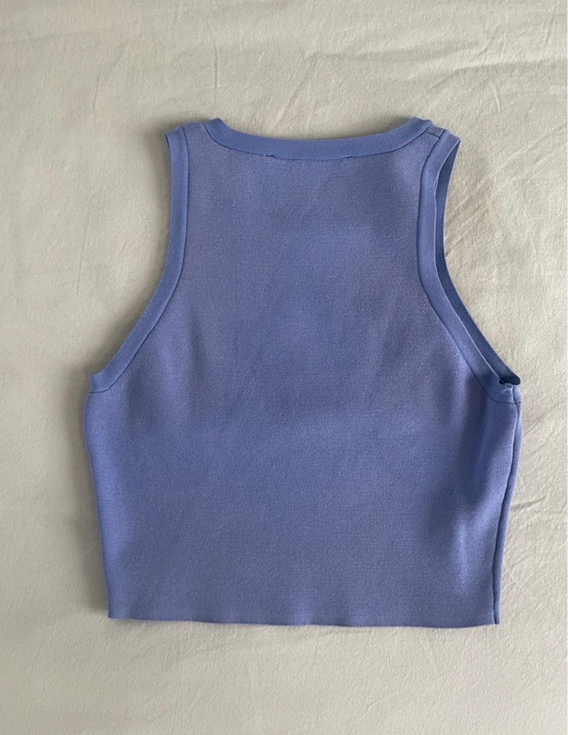 CROP TOP DE TIRANTES AZUL - Image 3