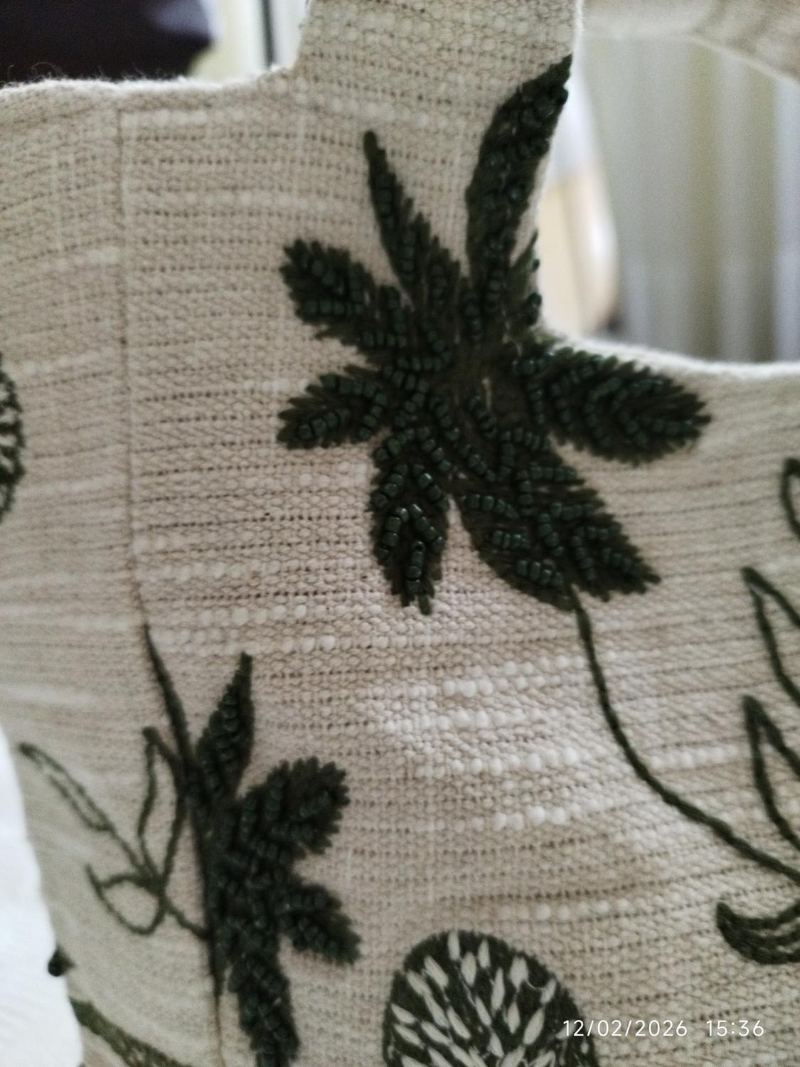 EMBROIDERED FABRIC TOTE BAG - Image 5