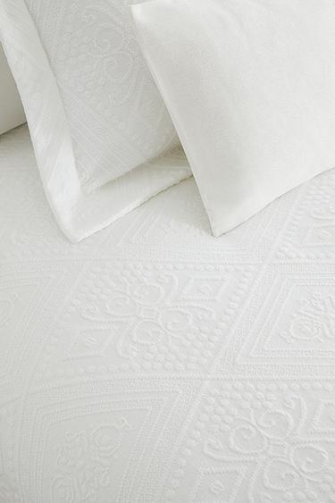 COTTON BEDSPREAD WITH GEOMETRIC DESIGN - White by Zara - Image 3