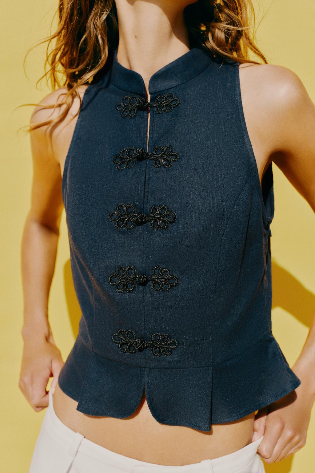 LINEN BLEND PEPLUM TOP WITH FROG FASTENING