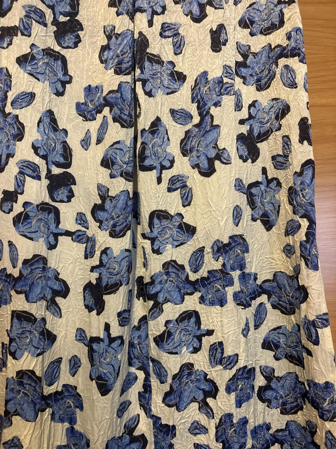 PRINTED SATIN MIDI SKIRT - Image 3