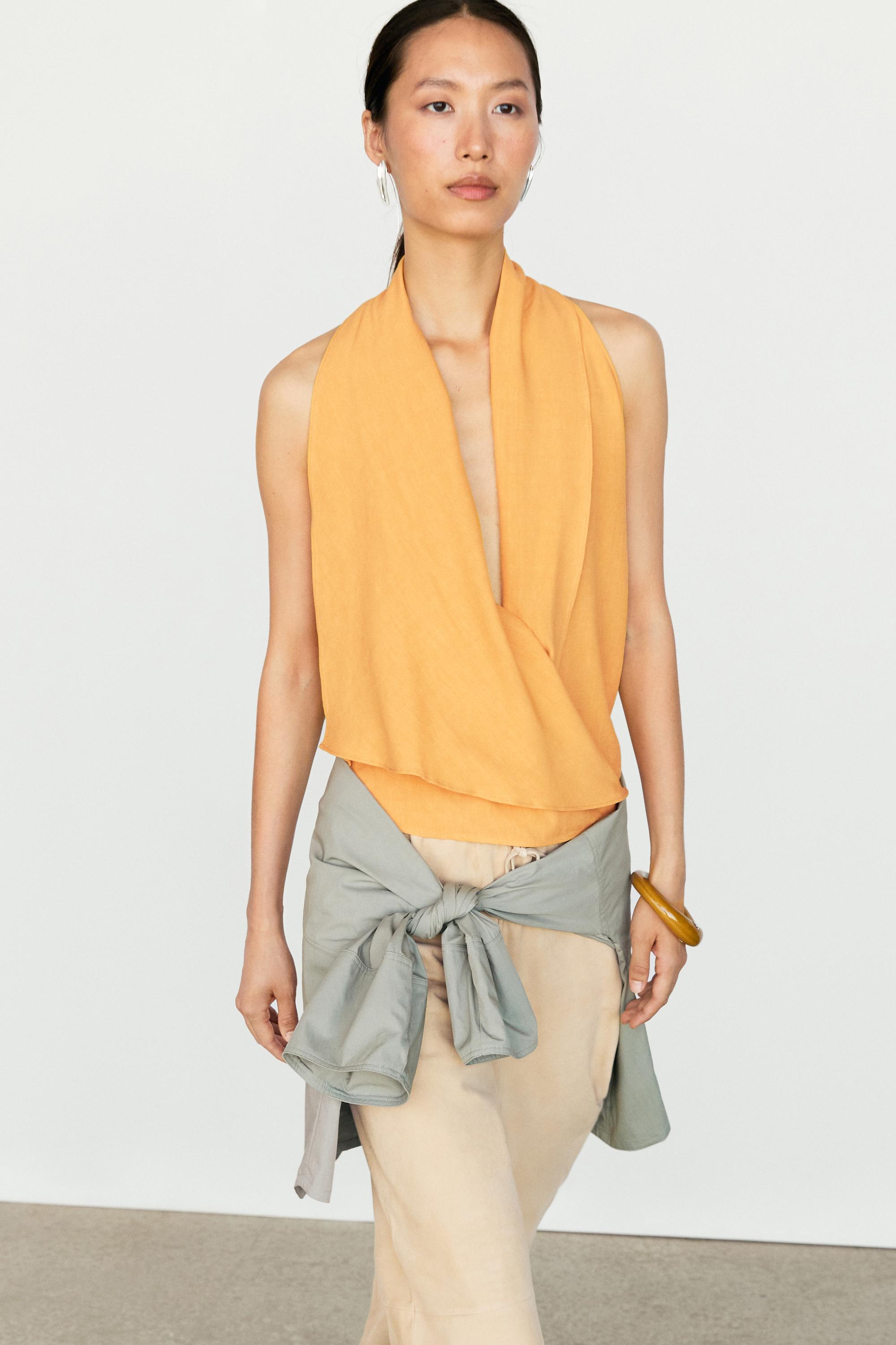 Flowing halter top with ruffle detail — Yellow