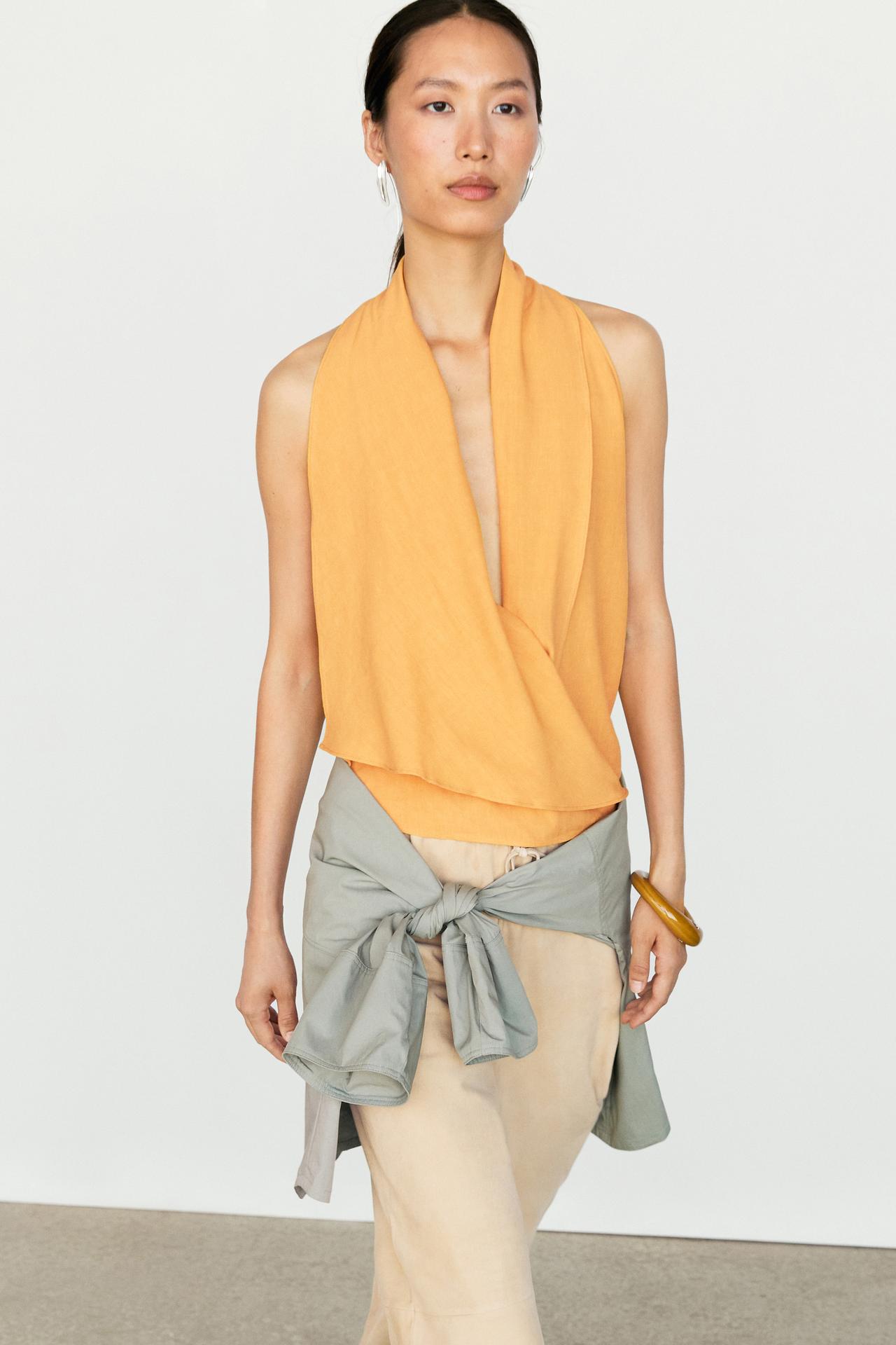 Flowing halter top with ruffle detail — Yellow
