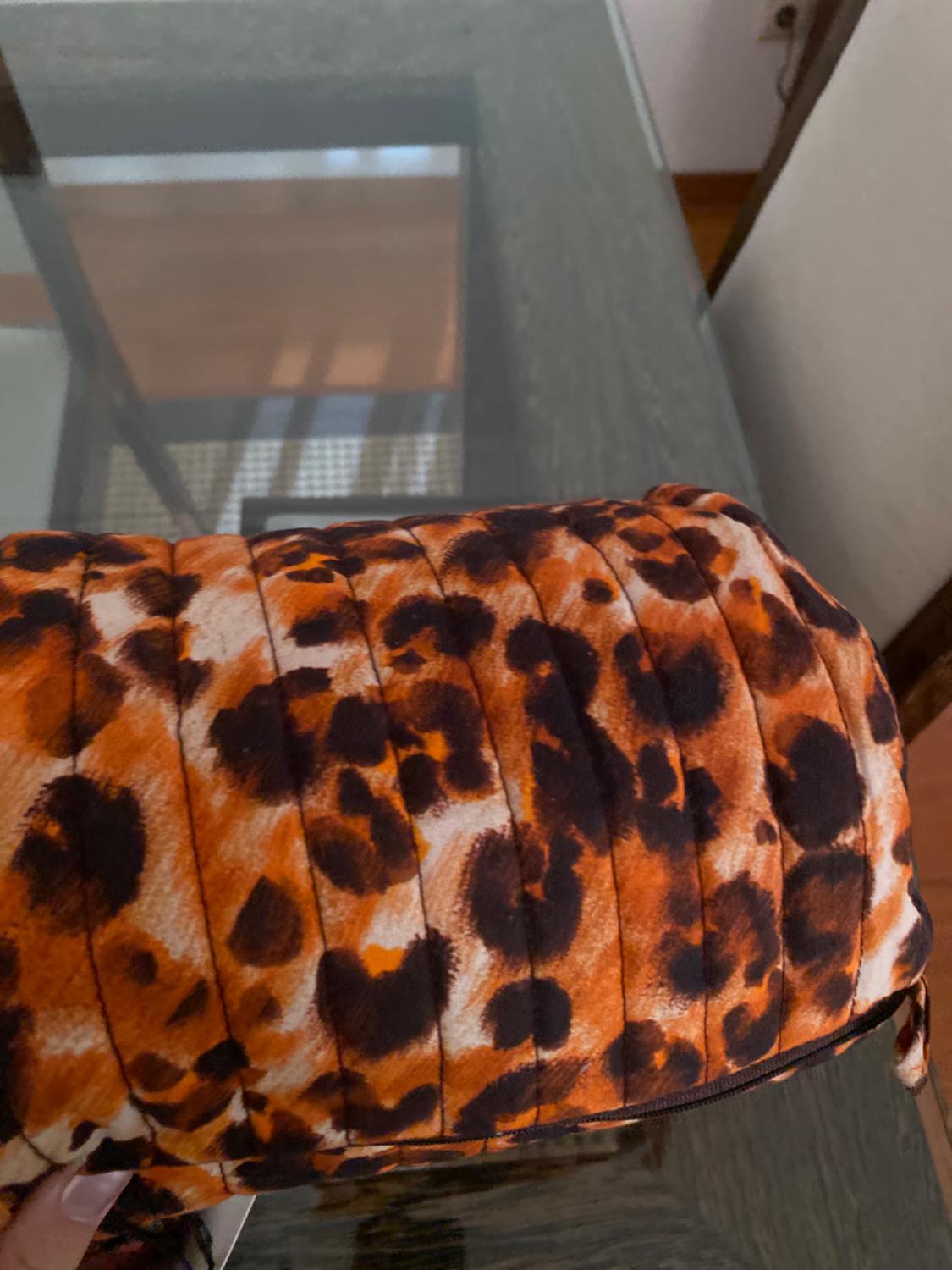COMBINED QUILTED TOILETRY BAG - Image 2