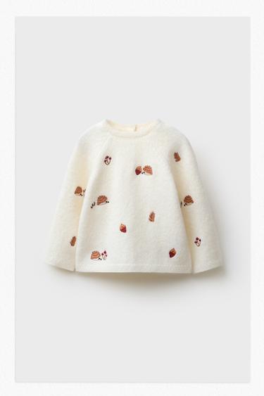 ВЯЗАНЫЙ ДЖЕМПЕР С ВЫШИТЫМИ ЕЖАМИ — ЭКРЮ от Zara