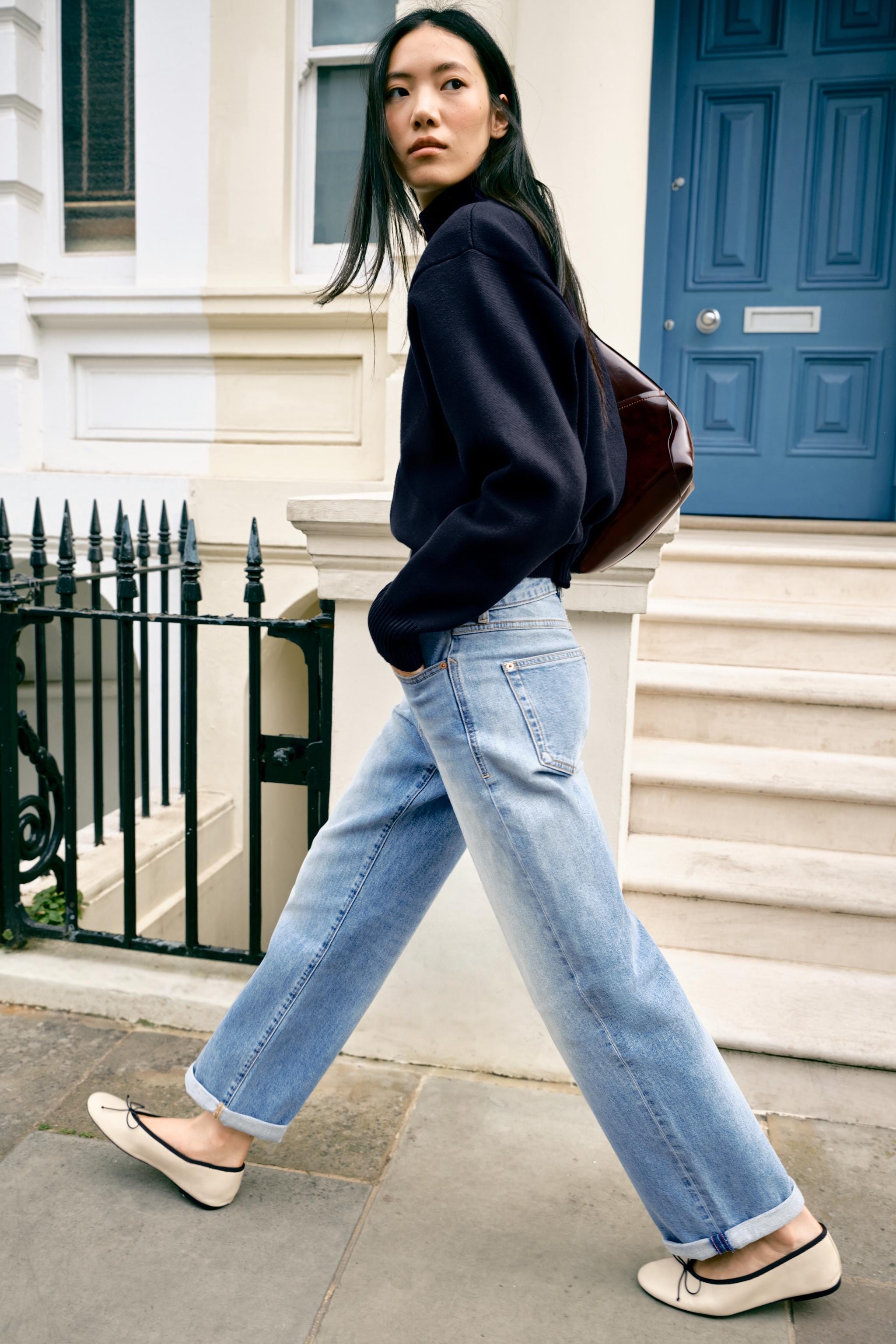 Z1975 MID-RISE CUFFED RELAXED FIT JEANS — Mid-blue