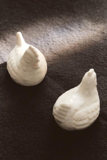 HEN SALT AND PEPPER SHAKER SET - Cream by Zara